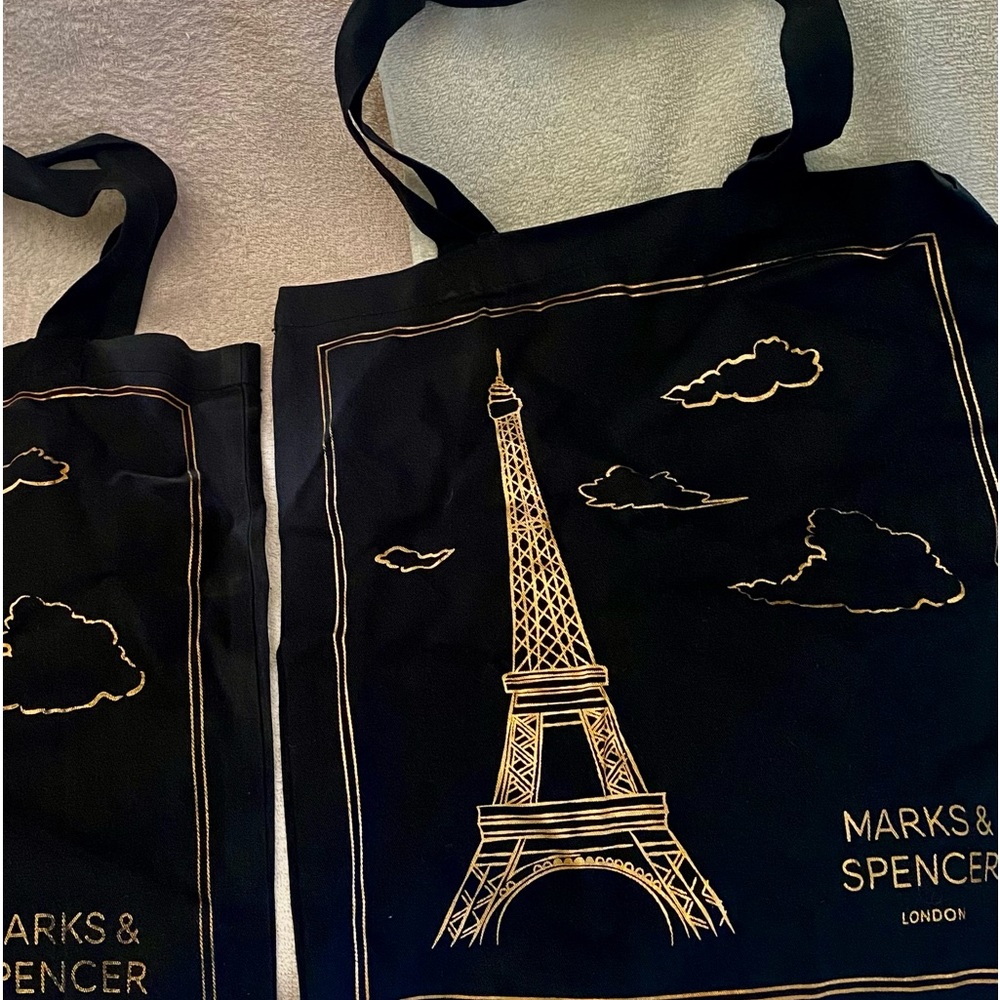 ❤️ 1 Pair of Marks & Spencer shopping bags with Paris Eiffel Tower design .